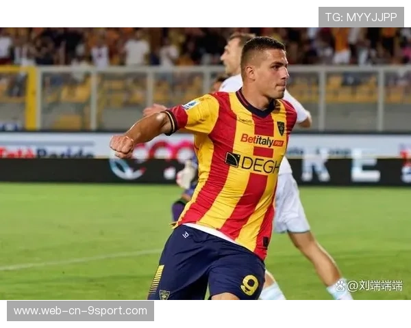 尤文青训守门员：小将学习门线站位与反应扑救